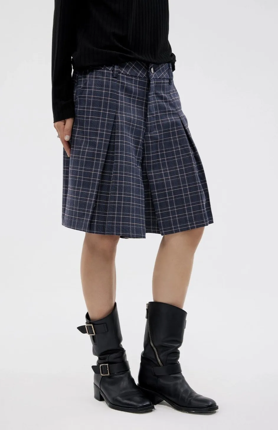 Plaid Pleated Bermuda Shorts