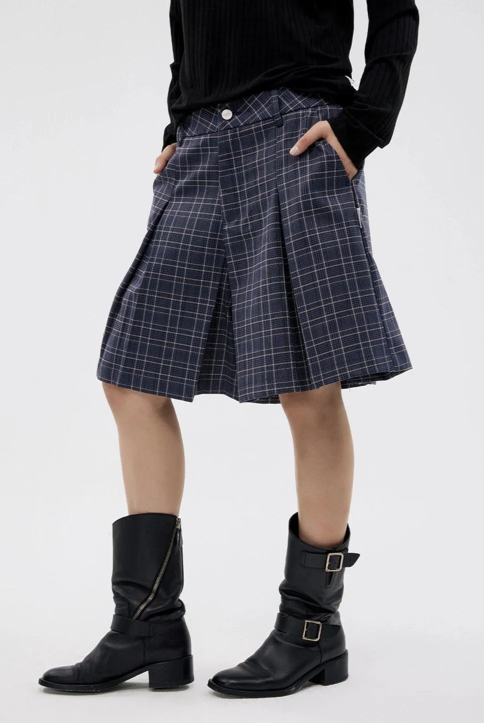 Plaid Pleated Bermuda Shorts